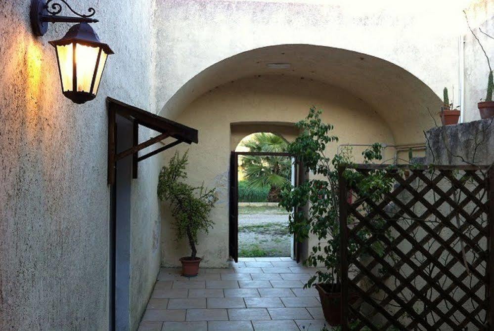 Bio-Agriturismo Masseria La Palombara Salve Ngoại thất bức ảnh